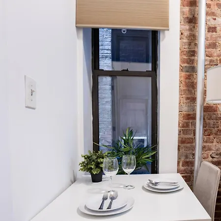 2 Bedroom Paradise In Upper East Side New York Exterior photo